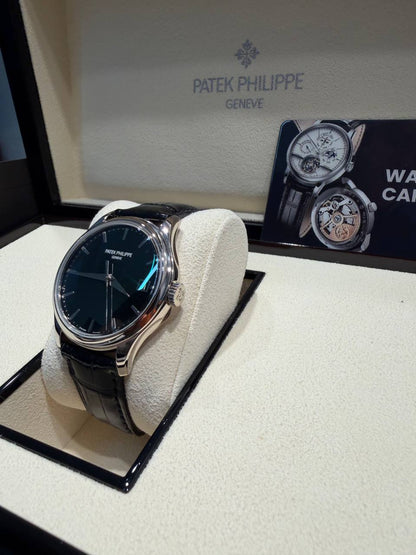 Patek Philippe Calatrava - 39 MM - White Gold - 5227G-010