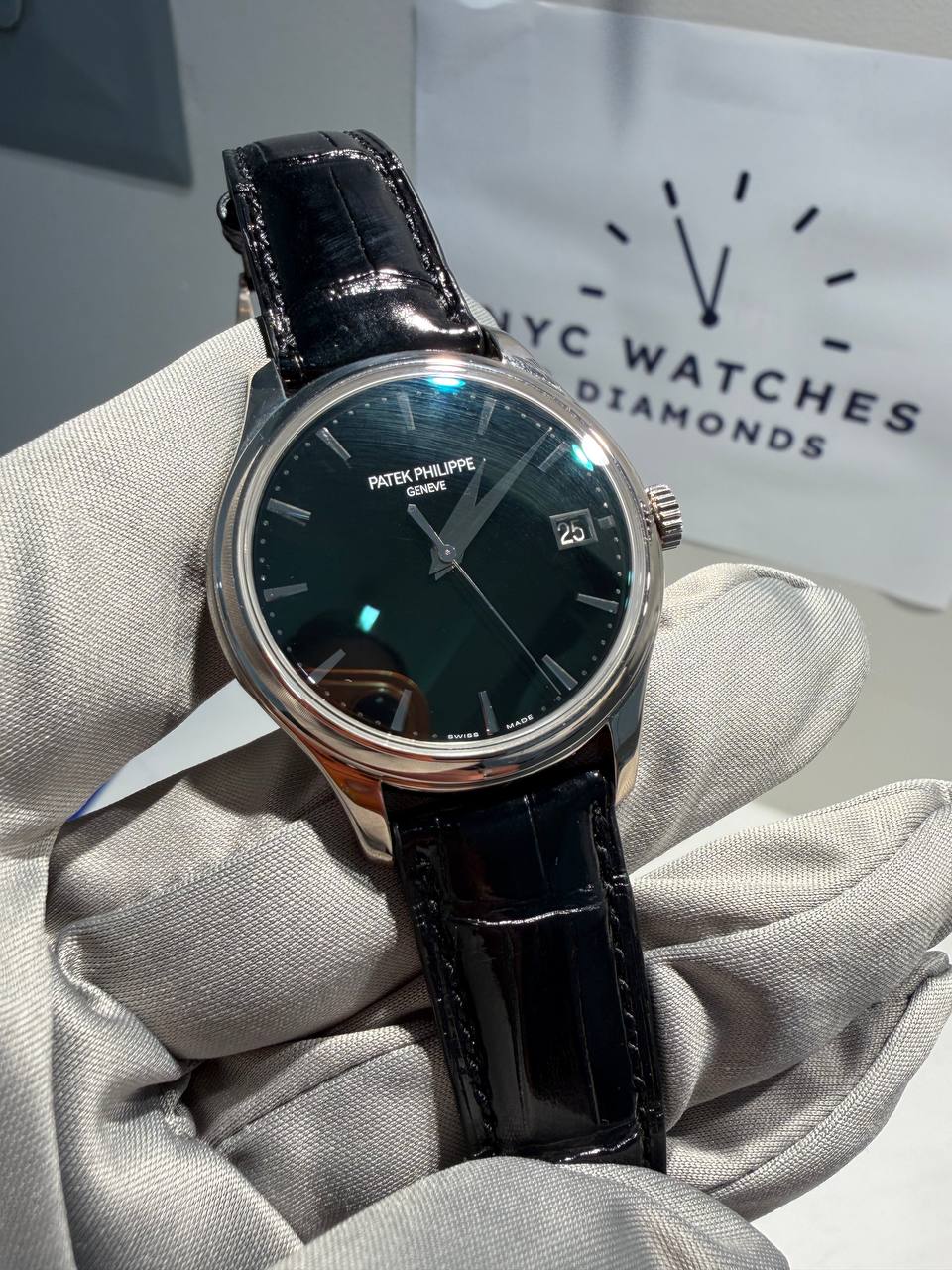 Patek Philippe Calatrava - 39 MM - White Gold - 5227G-010