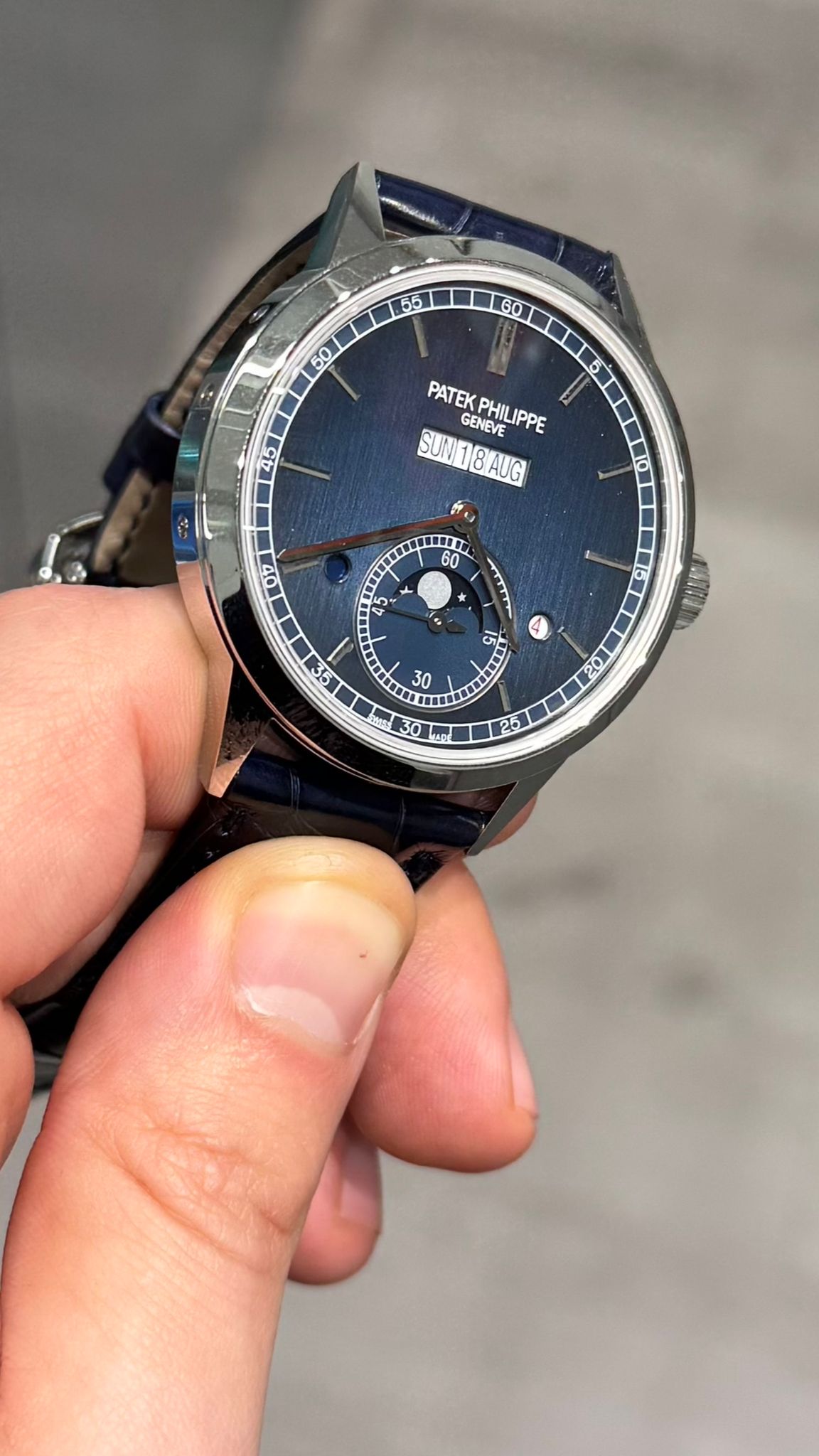 Patek Philippe Grand Complications - 41.3 MM - Platinum - 5236P-001