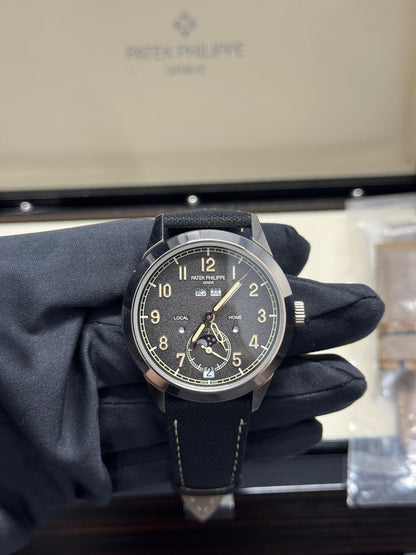 Patek Philippe Complications - Moonphase - White Gold - 41 MM - 5326G-001