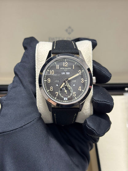 Patek Philippe Complications - Moonphase - White Gold - 41 MM - 5326G-001