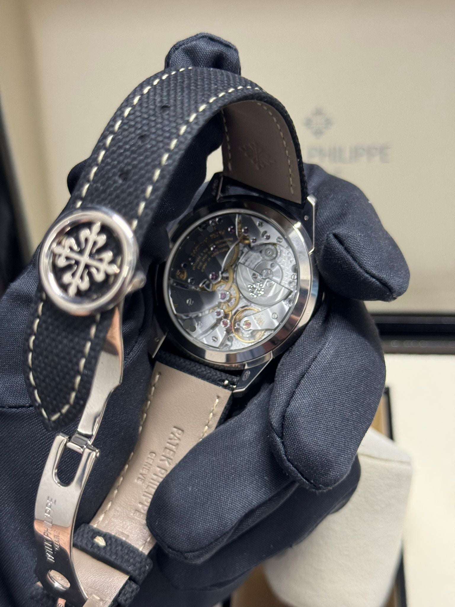 Patek Philippe Complications - Moonphase - White Gold - 41 MM - 5326G-001