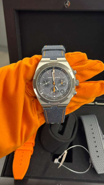 Vacheron Constantin - Overseas "Everest" - Limited Edition - 42.5 MM - Titanium and Stainless Steel - Grey/Blue Dial - Grey Fabric Bracelet - 5510-000T-B923