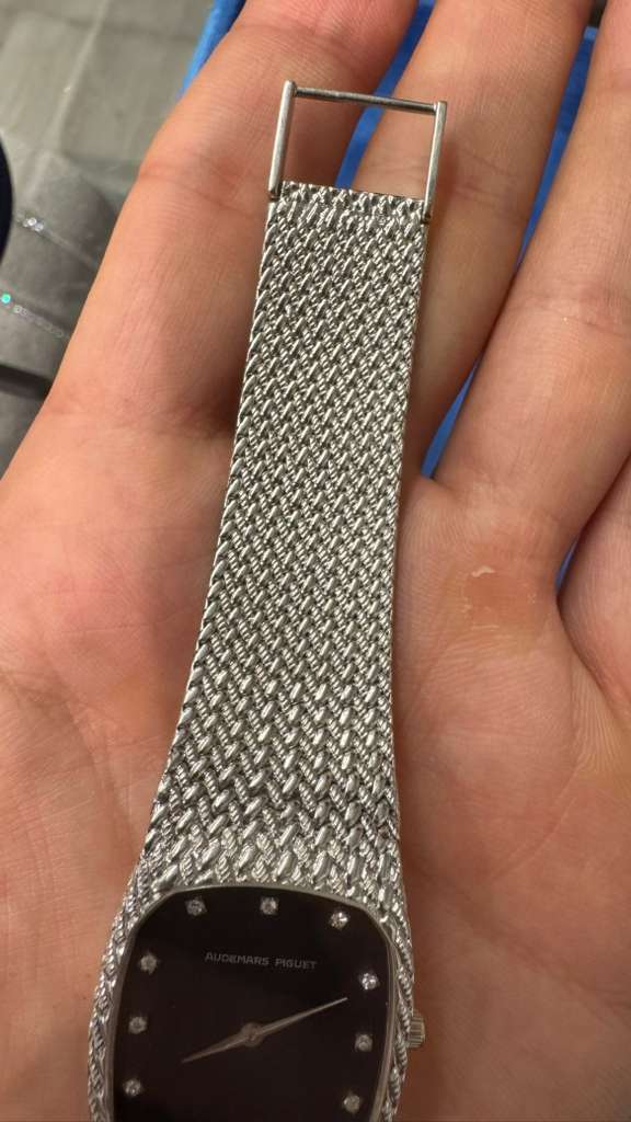 Audemars Piguet - Vintage Cobra - 32 MM - White Gold - Blue Diamond Dial - 56525