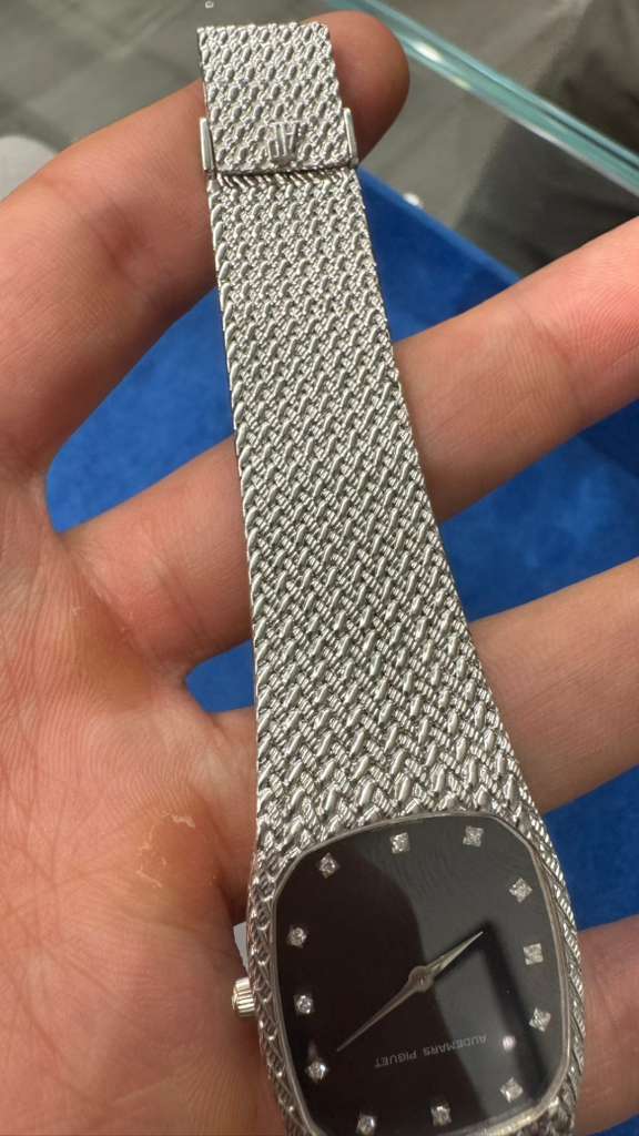 Audemars Piguet - Vintage Cobra - 32 MM - White Gold - Blue Diamond Dial - 56525