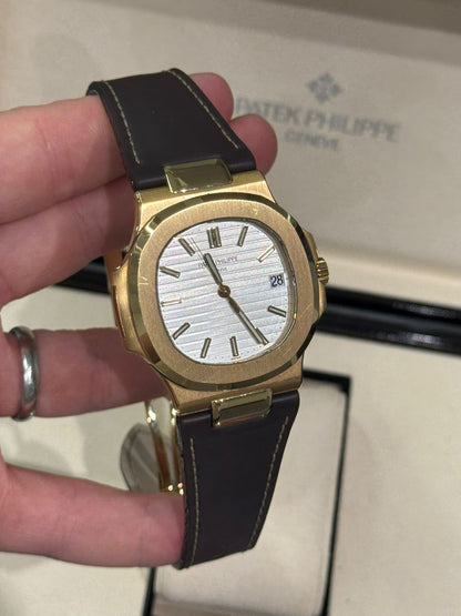 Patek Philippe Nautilus - 43 x 38 MM - Yellow Gold - 5711J