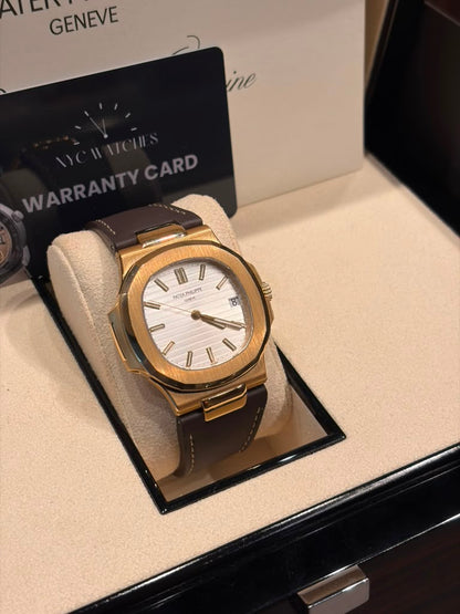 Patek Philippe Nautilus - 43 x 38 MM - Yellow Gold - 5711J