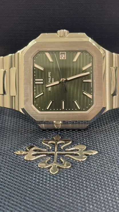 Patek Philippe Cubitus - 45 MM - Steel - Green Dial - 5821/1A-001