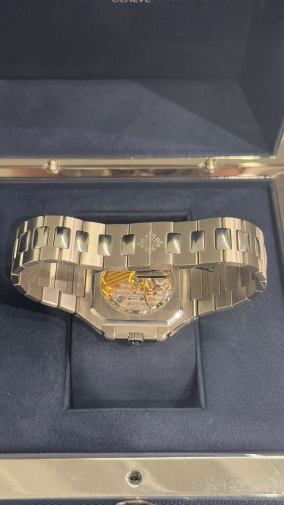 Patek Philippe Cubitus - 45 MM - Steel - Green Dial - 5821/1A-001