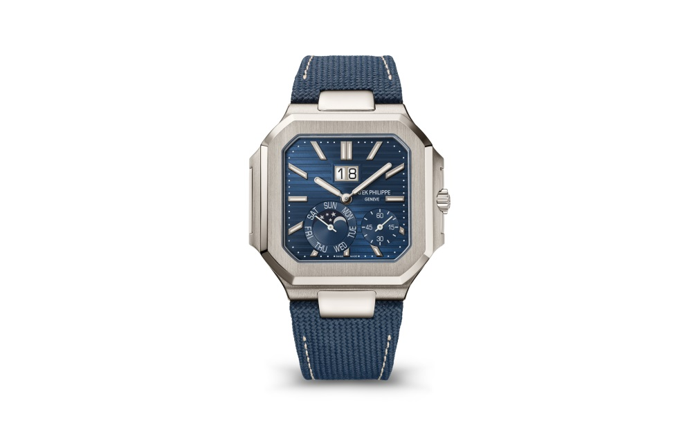 Patek Philippe Cubitus - 45 MM - Platinum - Blue Dial - 5822P-001