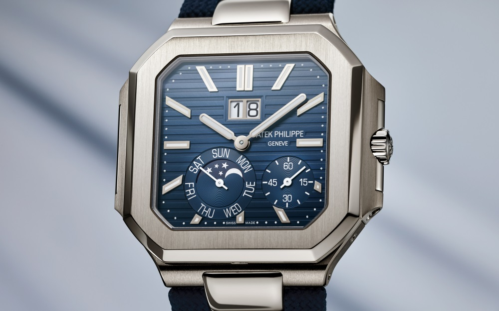 Patek Philippe Cubitus - 45 MM - Platinum - Blue Dial - 5822P-001