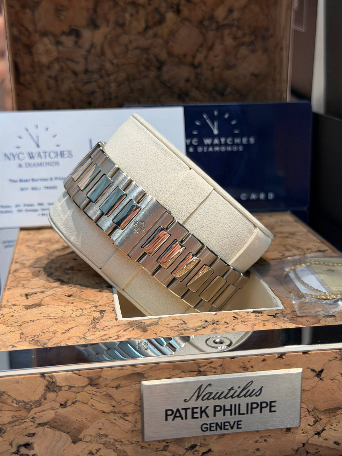 Patek Philippe Nautilus Chronograph - 40th Anniversary Limited Edition - 44 MM - White Gold - 5976/1G-001