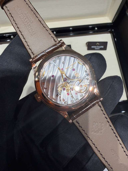 Patek Philippe Calatrava - 39 MM - Rose Gold - 6119R-001