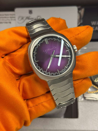 H. Moser & Cie Streamliner Centre Seconds Stainless Steel 40 MM - Purple Haze Dial - 6201-1201