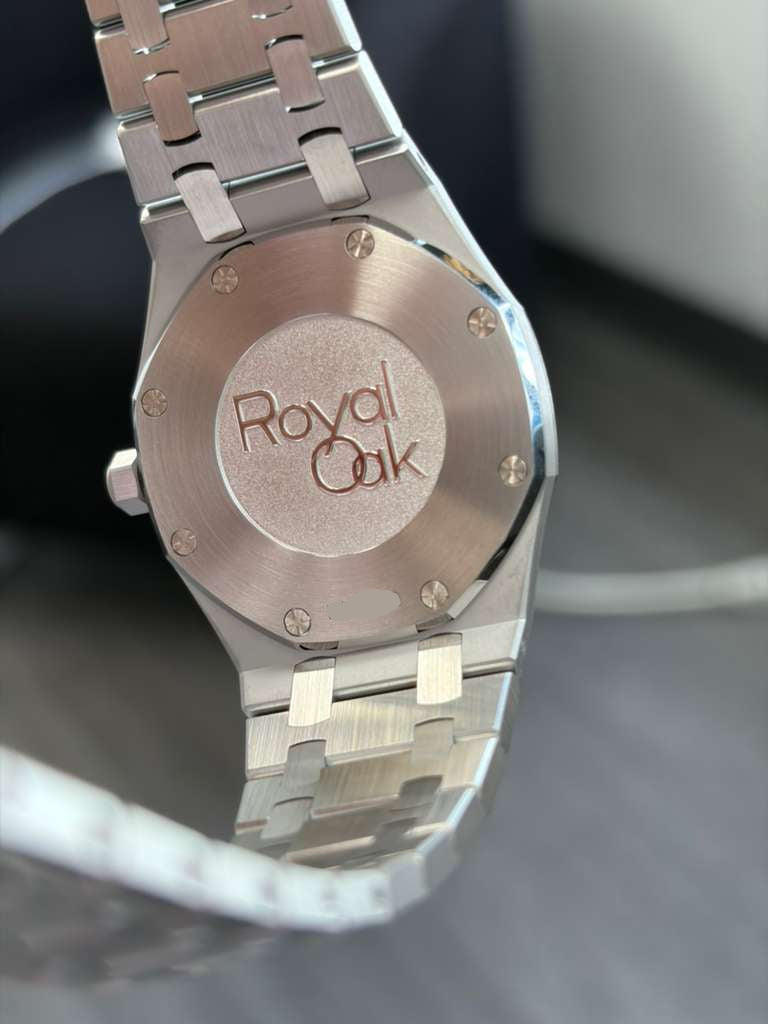 Audemars Piguet - Royal Oak - 33 MM - Steel - 67651ST.ZZ.1261ST.01