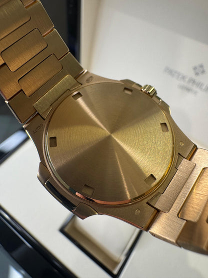Patek Philippe Nautilus - 32MM - Rose Gold Bracelet - 7010/1R-012