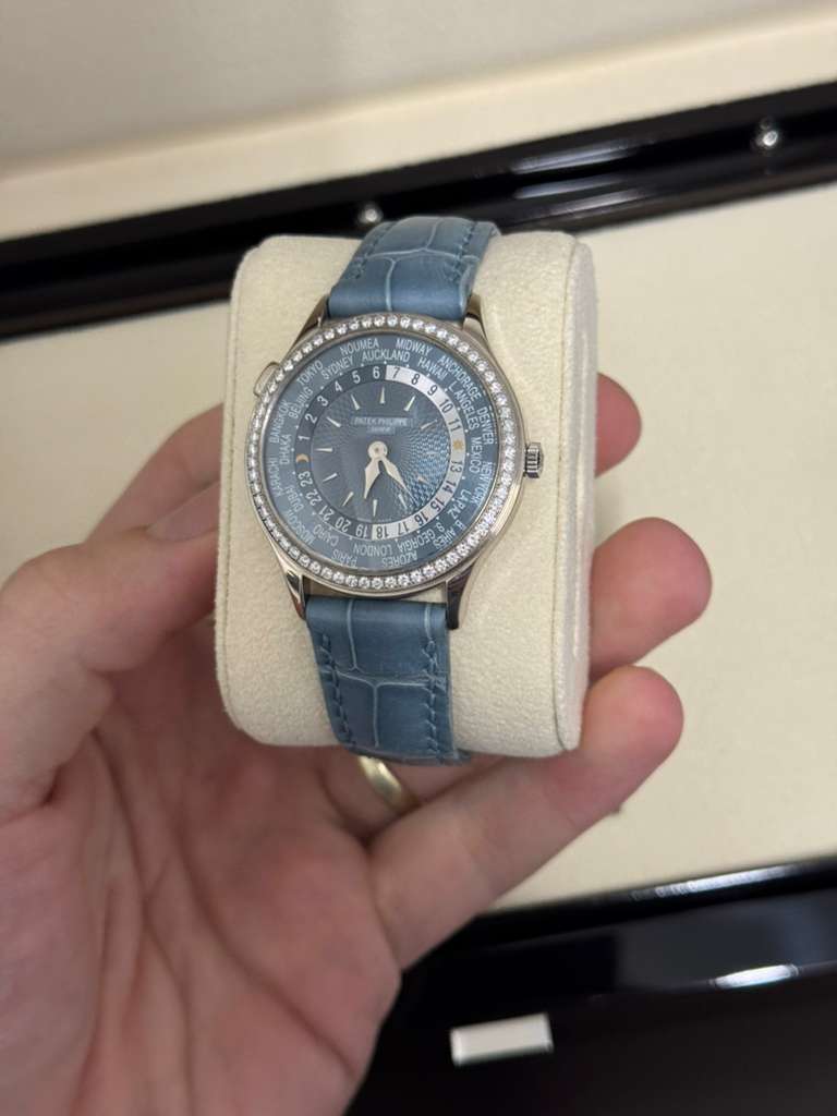 Patek Philippe Complications - World Timer - 36 MM - White Gold - 7130G-016