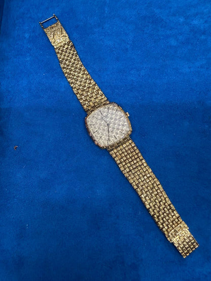 Vacheron Constantin Classic Vintage - 32 MM - 18K Yellow Gold - Basket-Weave Gold Dial - Gold Bracelet - 7391