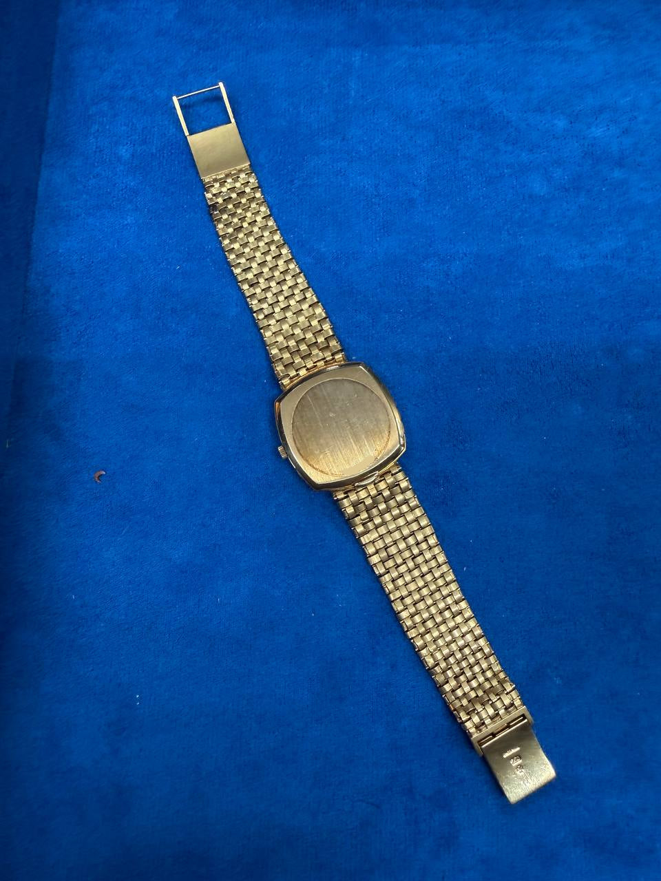 Vacheron Constantin Classic Vintage - 32 MM - 18K Yellow Gold - Basket-Weave Gold Dial - Gold Bracelet - 7391