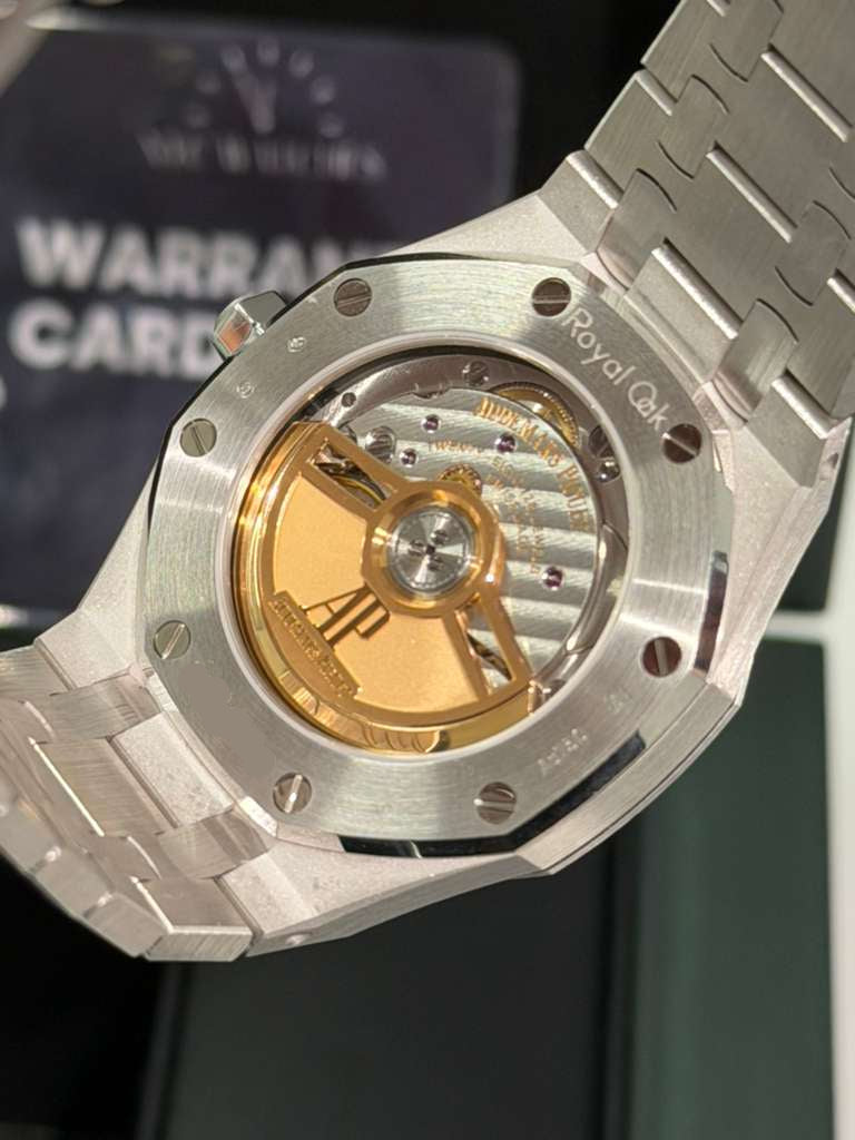 Audemars Piguet Royal Oak Frosted Gold Selfwinding 34 MM - White Gold Bracelet - Rhodium-plated Dial - 77450BC.GG.1361BC.01