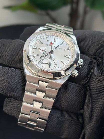 Vacheron Constantin Overseas Dual Time Stainless Steel 41MM - Stainless Steel Bracelet - Silver Dial - 7900V/110A-B333