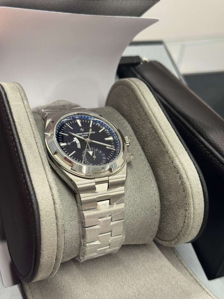 Vacheron - Constantin Overseas - Dual Time - 41 MM - Stainless Steel - Blue Dial - 7920V/210A-B334