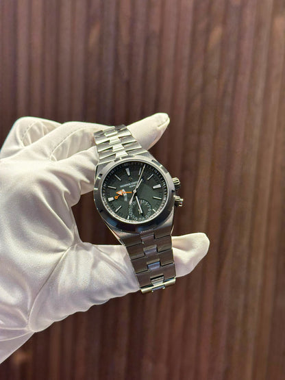 Vacheron Constantin Overseas Dual Time Cardinal Points - West - 41 MM - Titanium - Green Dial - 7930V/210T-H075