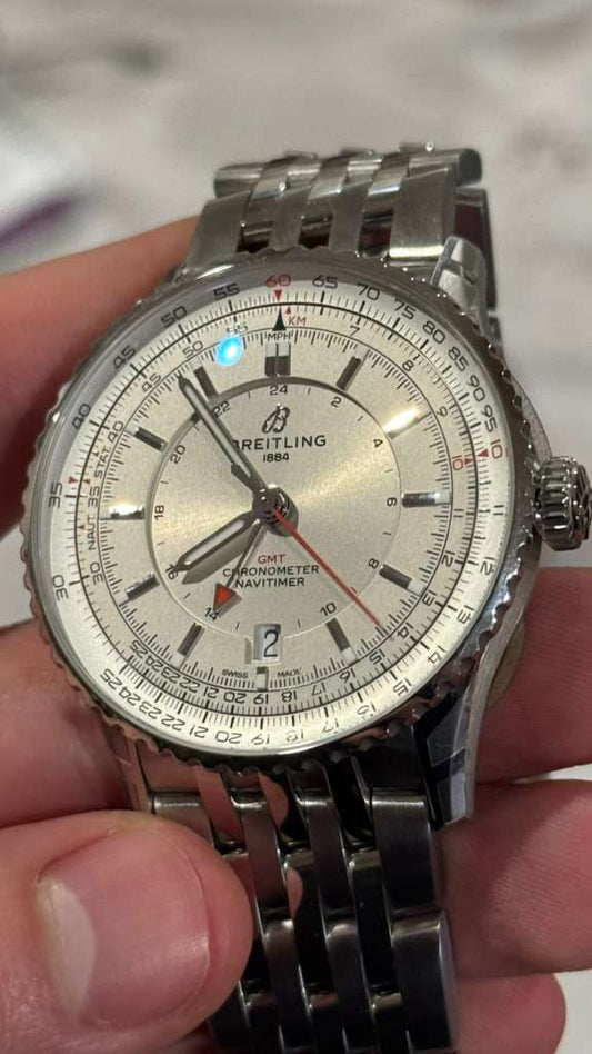 Breitling Navitimer GMT Stainless Steel 41 MM - Metal Bracelet - Silver Dial - A32310211G1A1