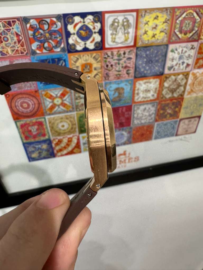 Audemars Piguet - Royal Oak Chronograph - 39 MM - Rose Gold - 26022OR.OO.D088CR.01