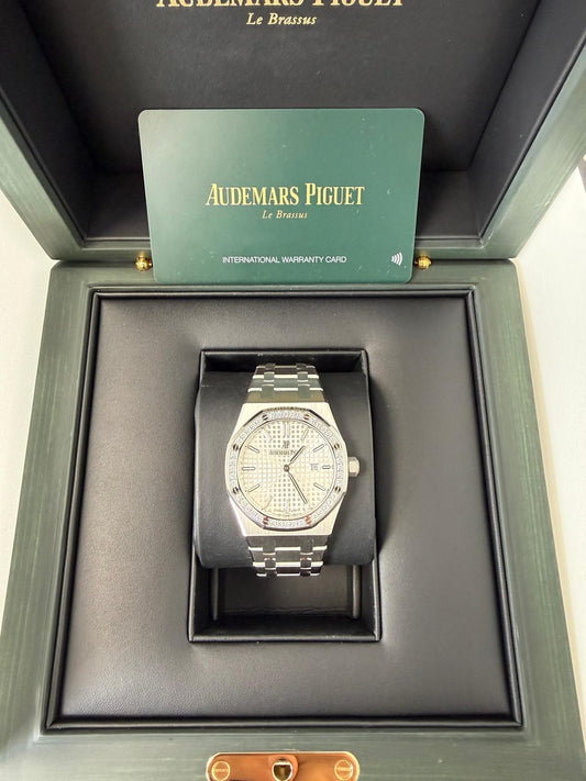 Audemars Piguet - Royal Oak - 33 MM - Steel - 67651ST.ZZ.1261ST.01