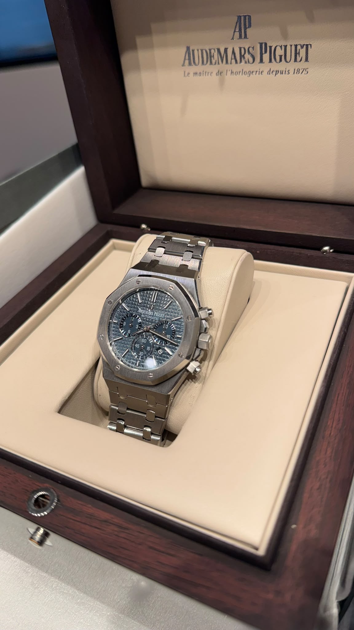 Audemars Piguet - Royal Oak - 41 MM - Steel - 26320ST.OO.1220ST.03