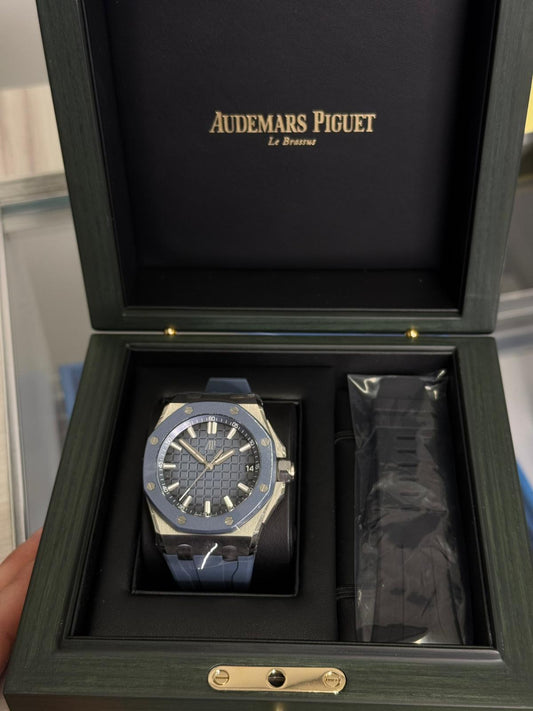 Audemars Piguet Royal Oak - 43 MM - Stainless Steel - Blue Dial - 15605SK.OO.A350CA.01