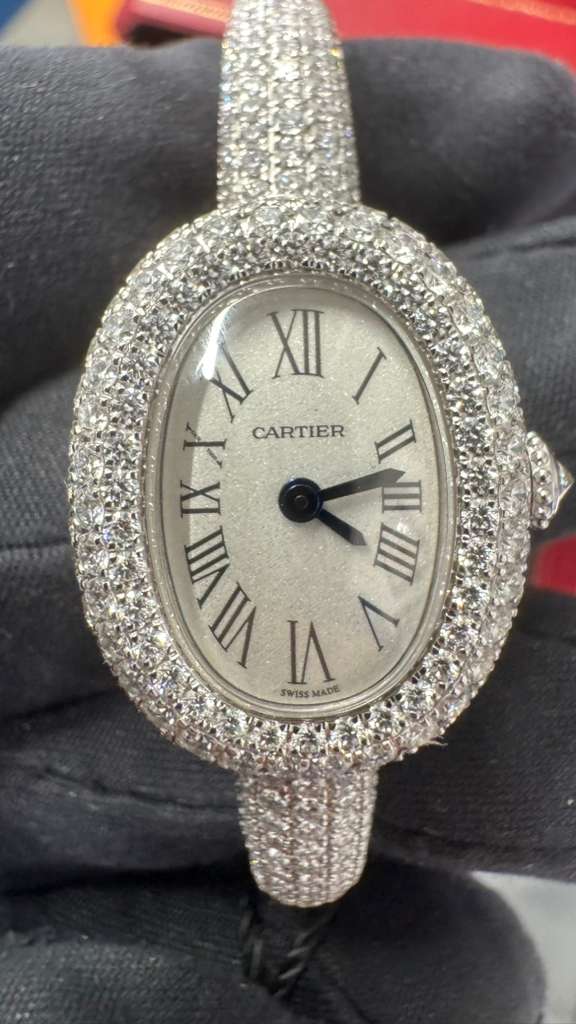 Cartier - Baignoire (Mini model) Size 15 - 18.7 x 24.6 MM - White Gold and Diamond Bracelet and Bezel - Silvered Dial - CRHPI01822