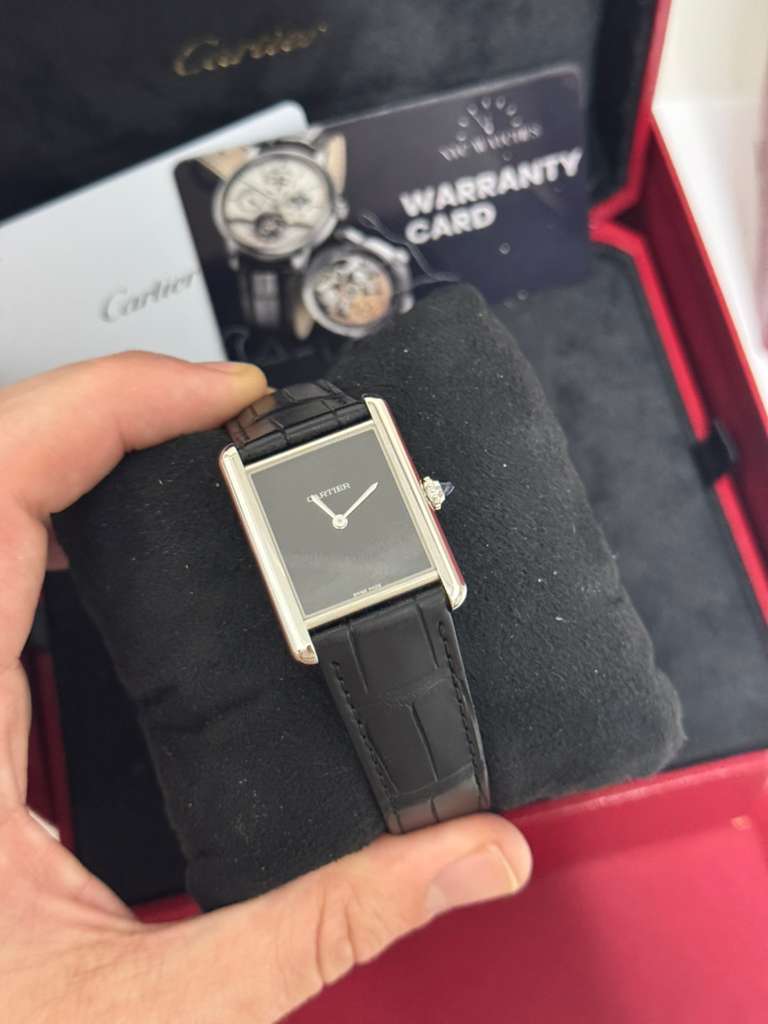 Cartier - Tank Must - Large Model - 33.7 MM x 25.5 MM - Stainless Steel - Black Lacquered Dial - Black Alligator Leather Strap - WSTA0108
