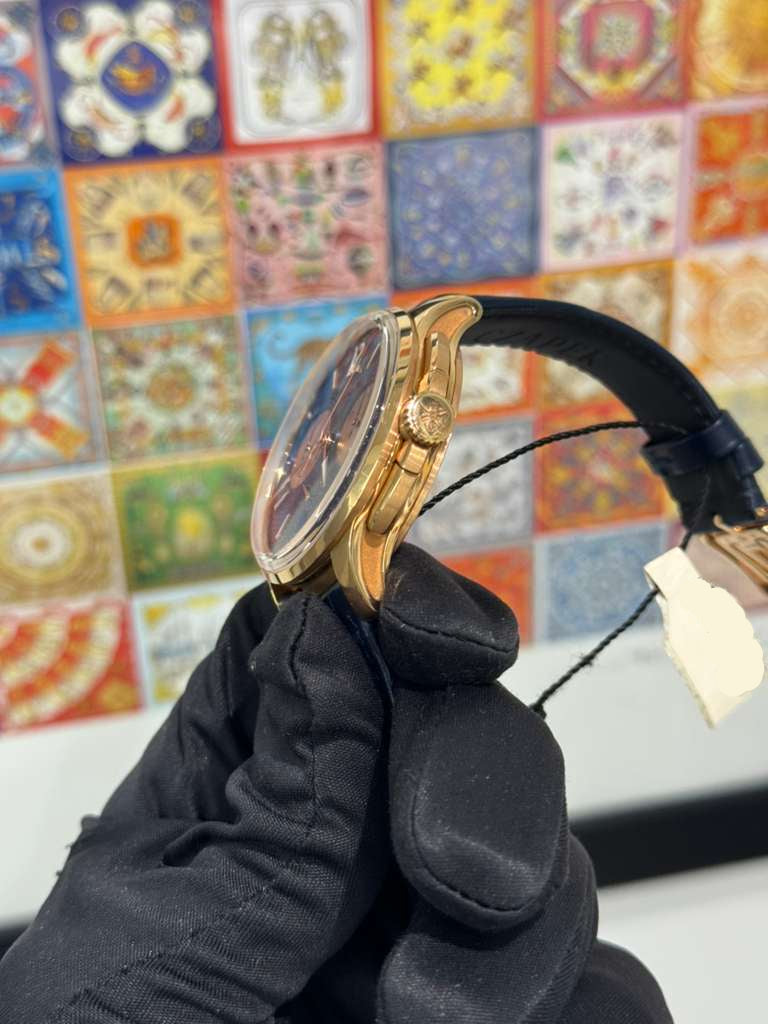 Czapek Faubourg de Cracovie Océan d’Or - Limited Edition - 41.5 MM - Rose Gold - Blue Dial - Blue Leather Bracelet - 1028