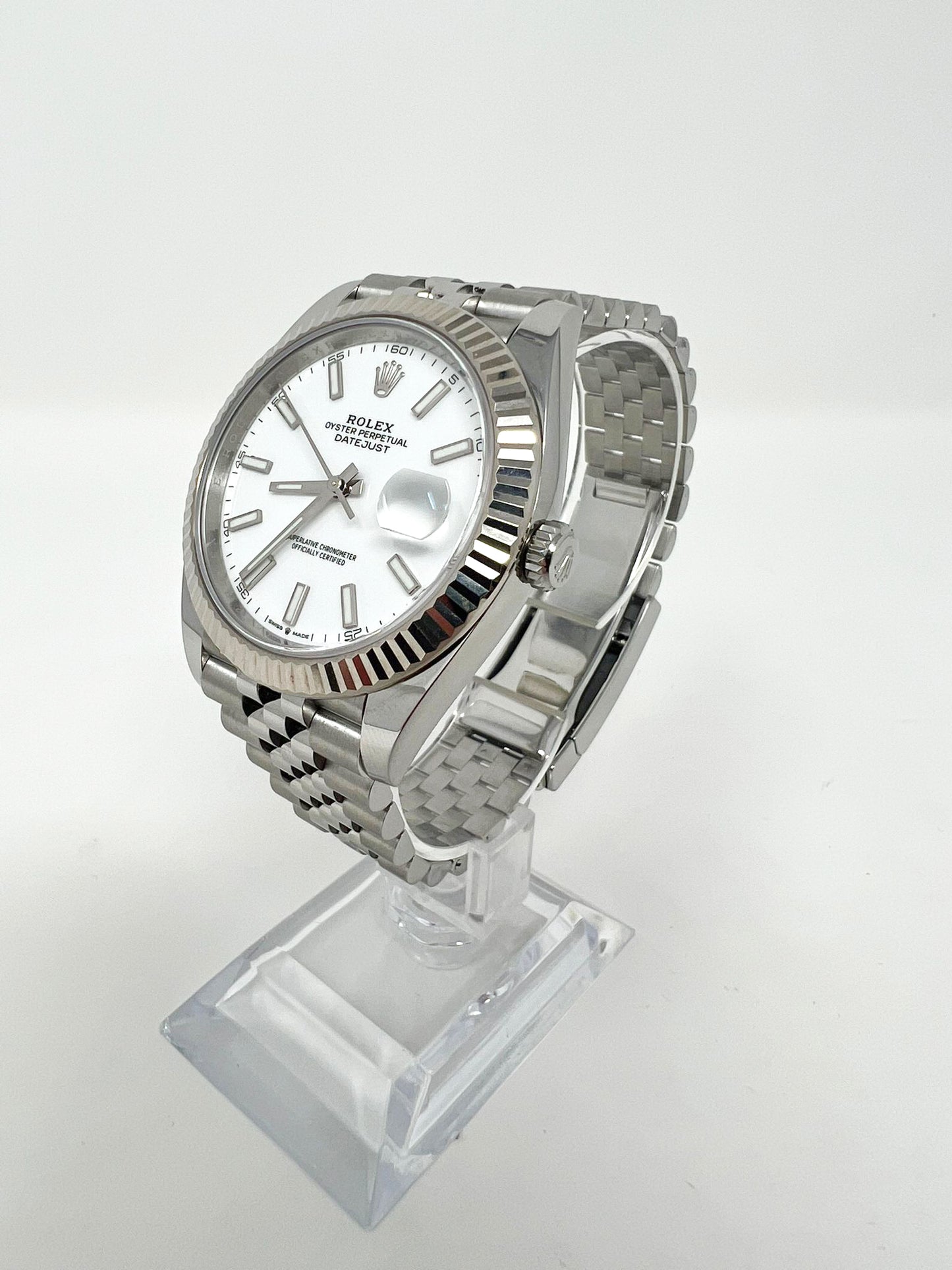 Rolex Stainless Steel and White Gold Datejust 41 Date Watch - 41 MM - Jubilee Bracelet - Fluted Bezel - White Dial - 126334 wij