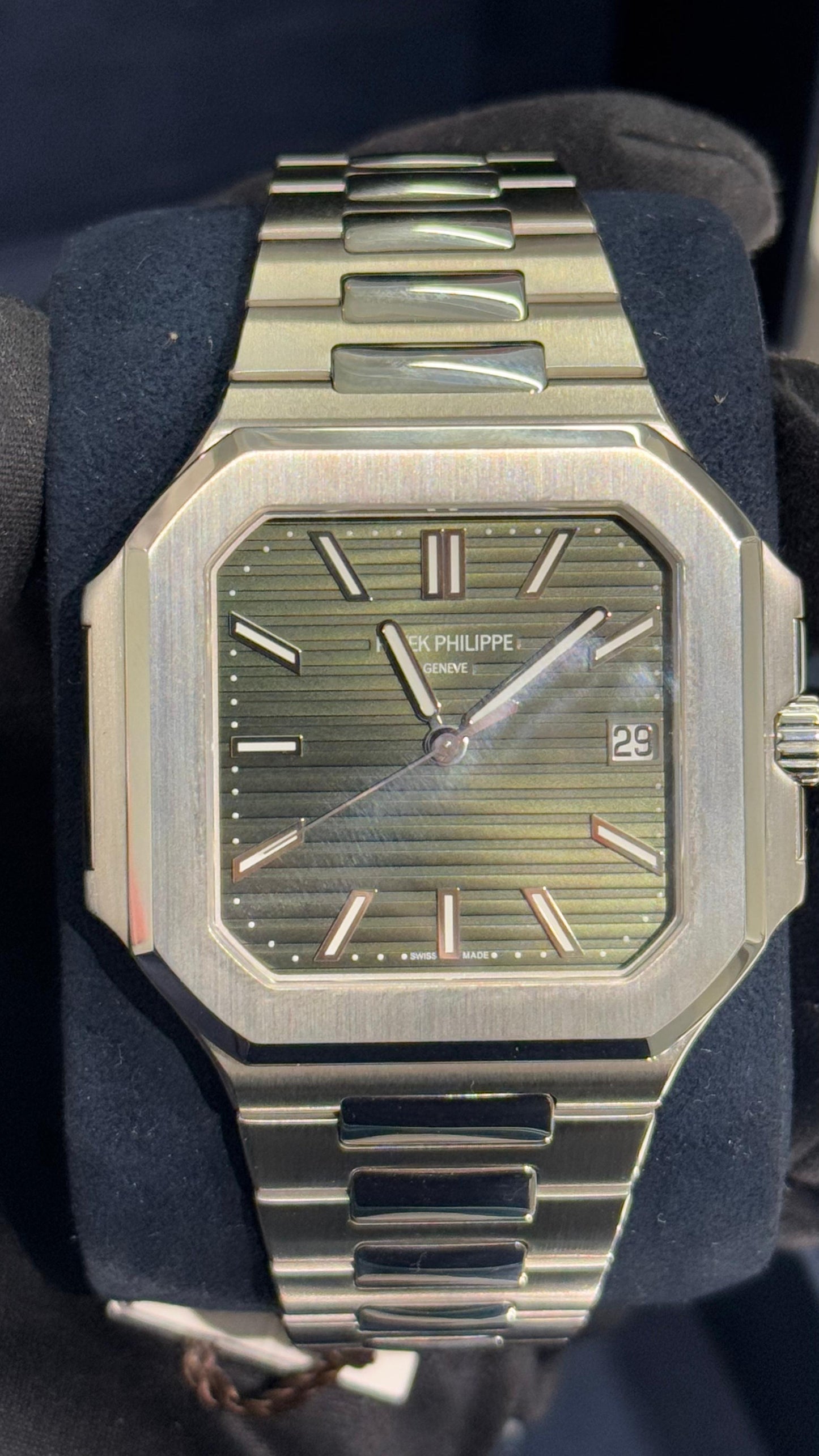 Patek Philippe Cubitus - 45 MM - Steel - Green Dial - 5821/1A-001