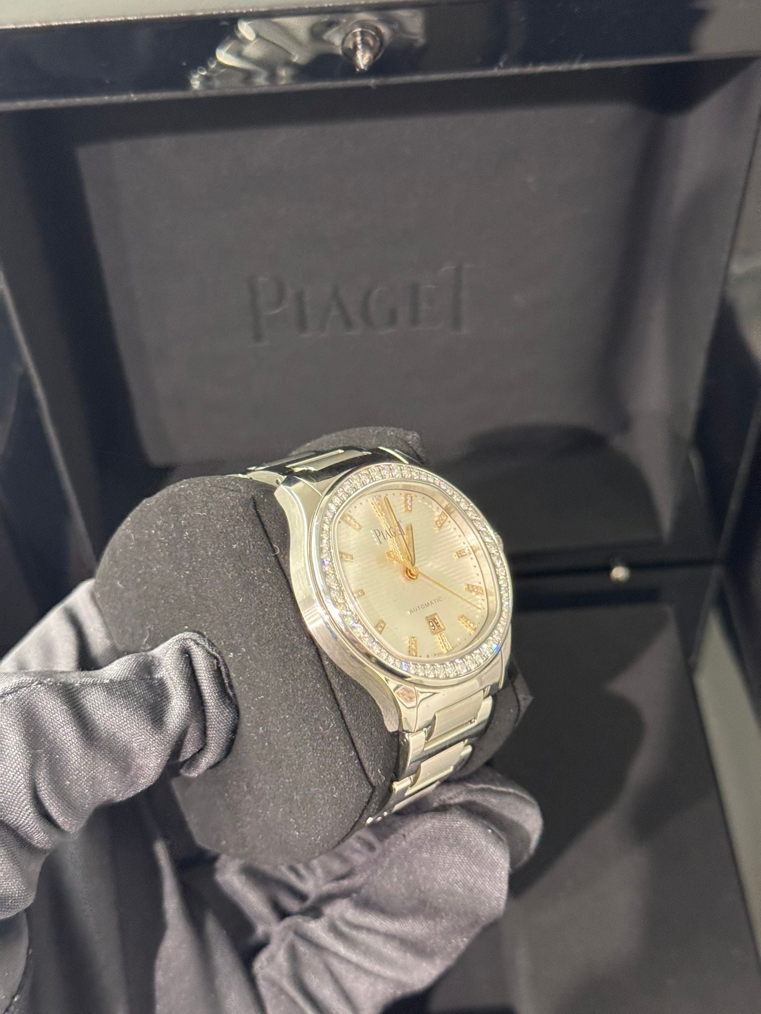 Piaget Polo - Stainless Steel Diamond 36 MM - Stainless Steel Bracelet - White Dial - Diamond Bezel - G0A46019