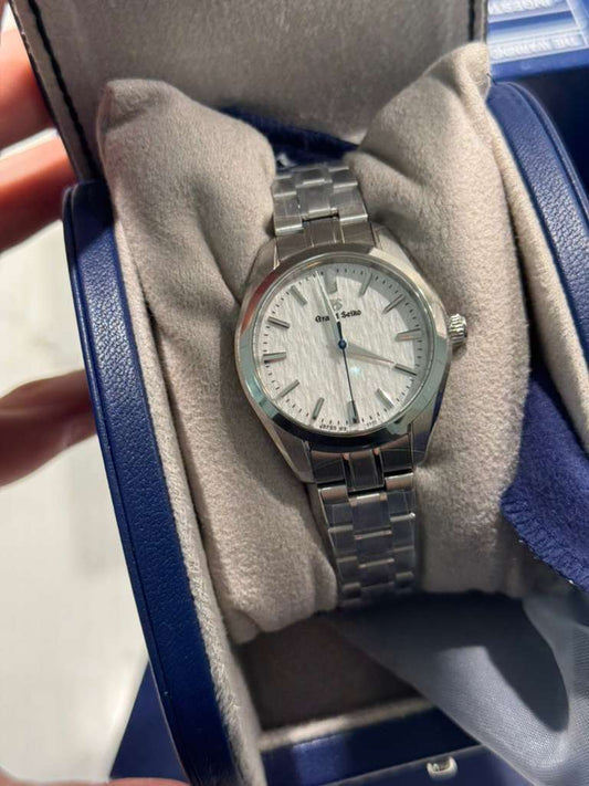 Grand Seiko - Heritage - 33 MM - Stainless Steel - Silver White "Snowflake" Dial - SBGX359