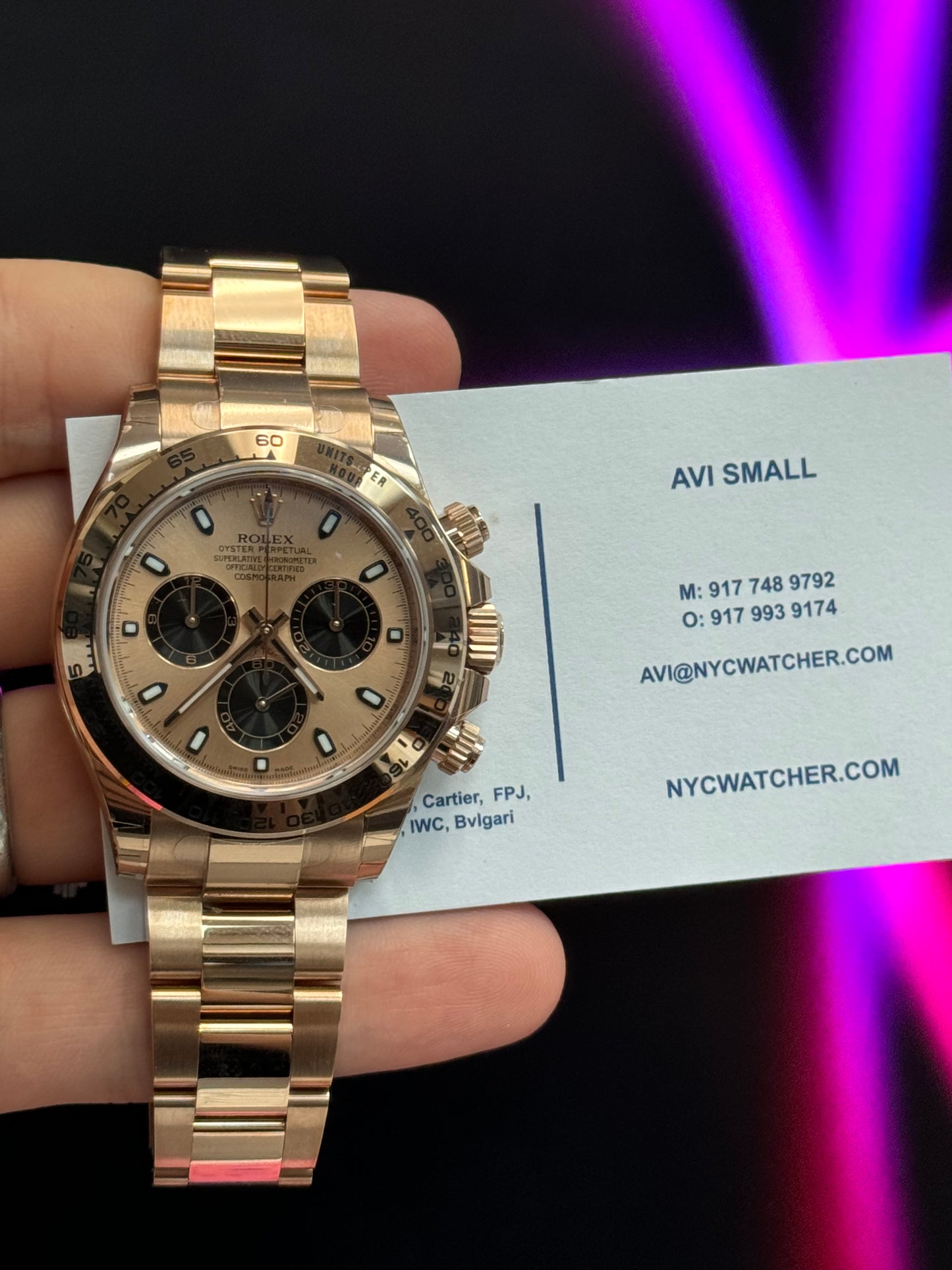 Rolex Cosmograph Daytona - 40 MM - Rose Gold - 116505-0009