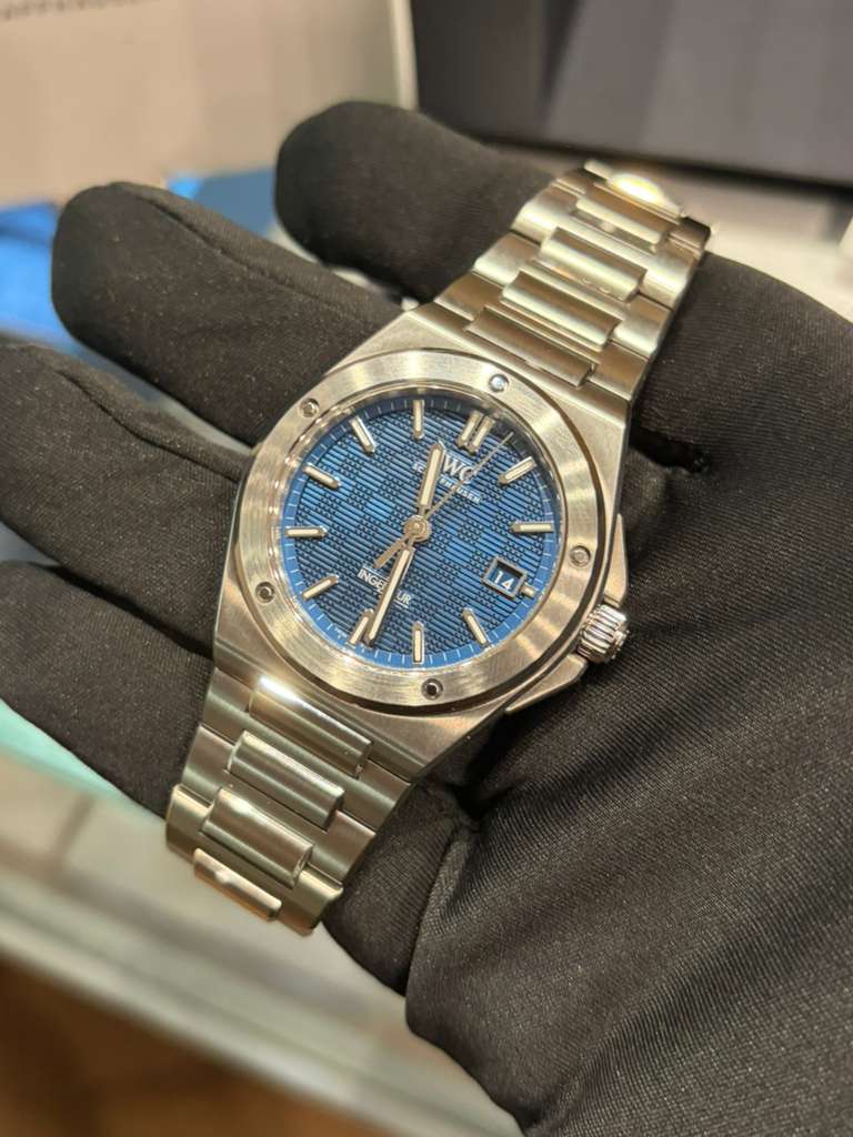 IWC Ingenieur Automatic 40 - Stainless Steel - 40 MM - Blue Dial - IW328907