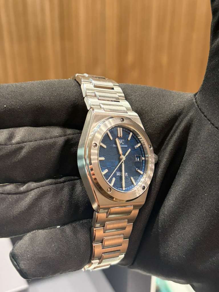 IWC Ingenieur Automatic 40 - Stainless Steel - 40 MM - Blue Dial - IW328907