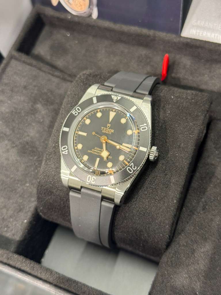 Tudor Black Bay 54 - 37 MM - Steel - Black Dial - M79000N-0002