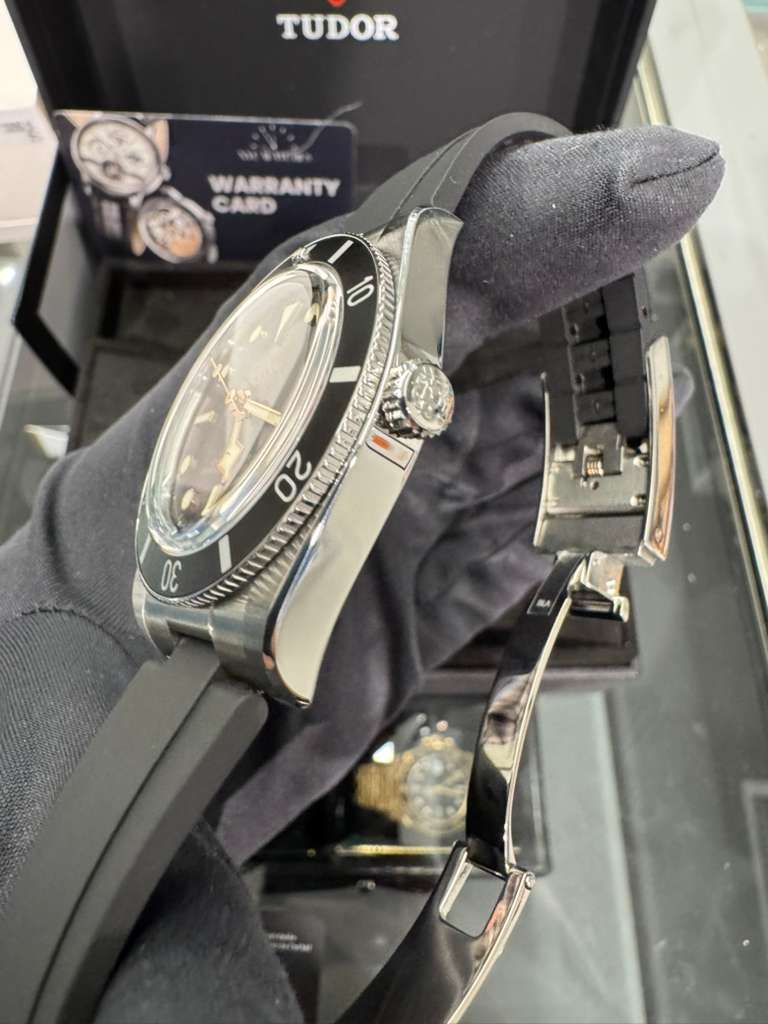 Tudor Black Bay 54 - 37 MM - Steel - Black Dial - M79000N-0002