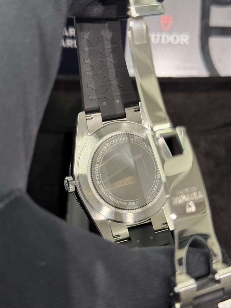 Tudor Black Bay 54 - 37 MM - Steel - Black Dial - M79000N-0002