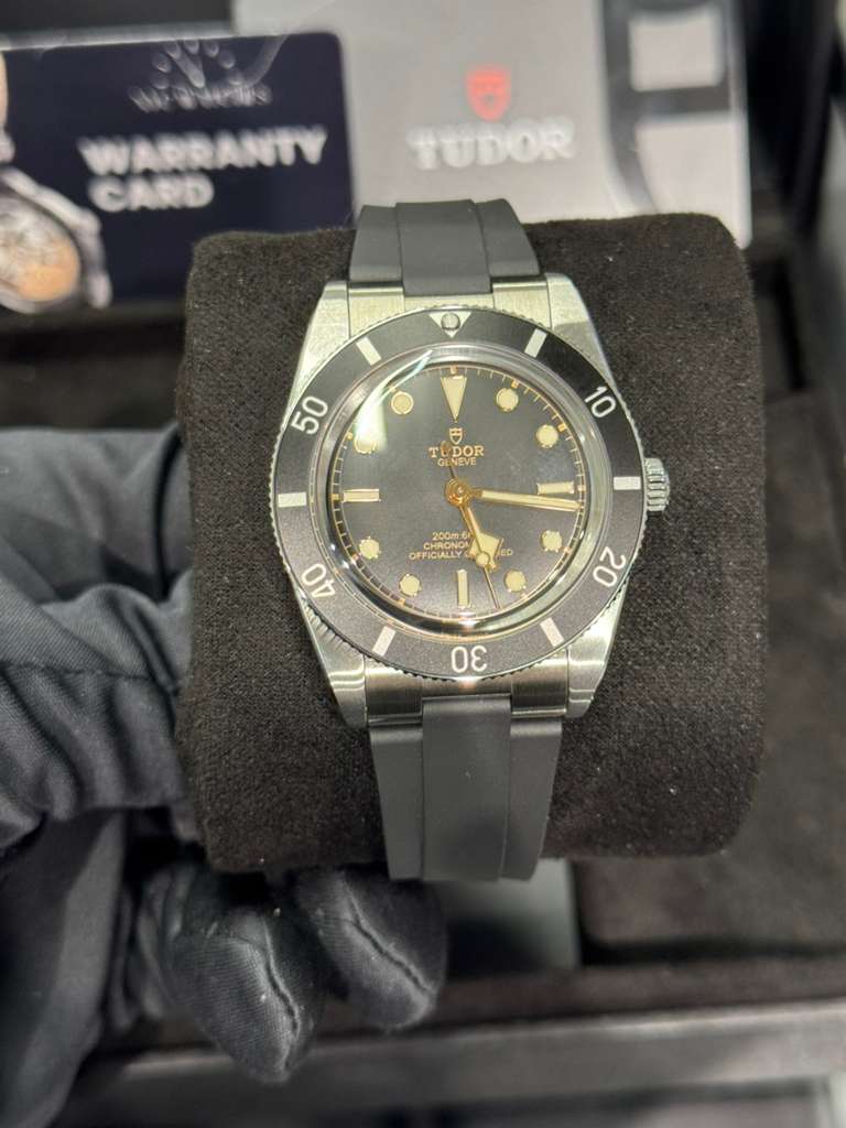 Tudor Black Bay 54 - 37 MM - Steel - Black Dial - M79000N-0002