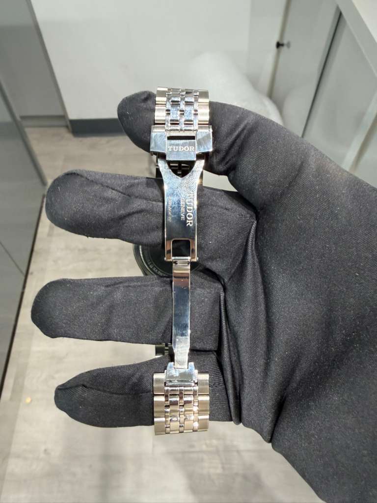 Tudor 1926 - 39 MM - Stainless Steel - Black Dial - M91550-0002