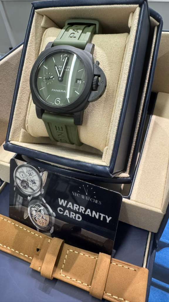 Panerai Luminor Quaranta Carbotech 40 MM - Green Rubber Strap - Green Dial - PAM01526