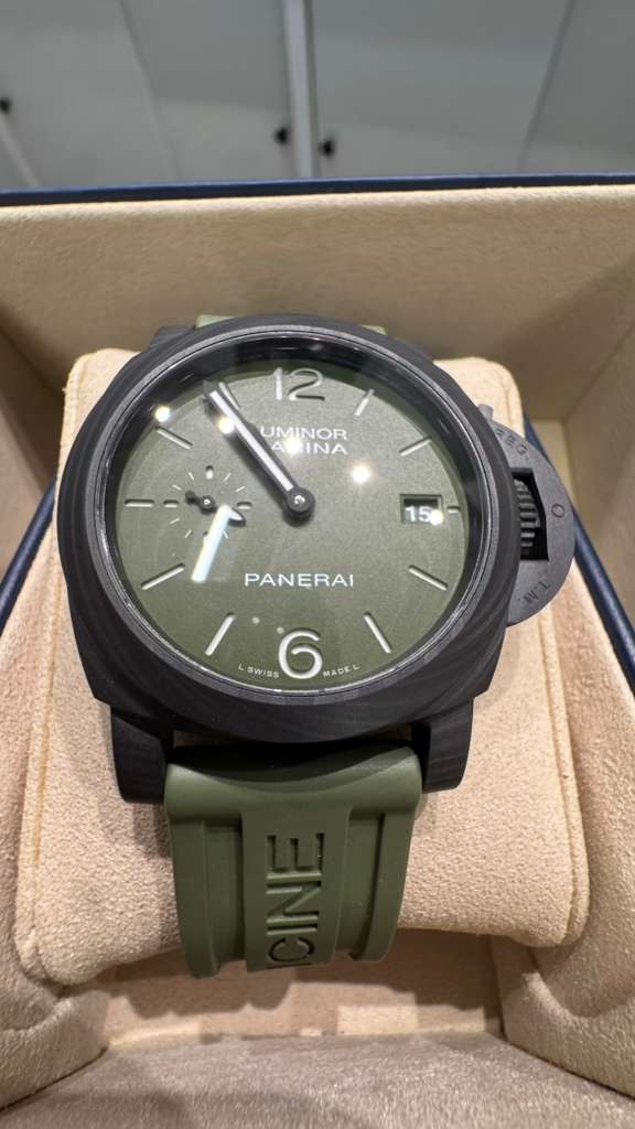 Panerai Luminor Quaranta Carbotech 40 MM - Green Rubber Strap - Green Dial - PAM01526