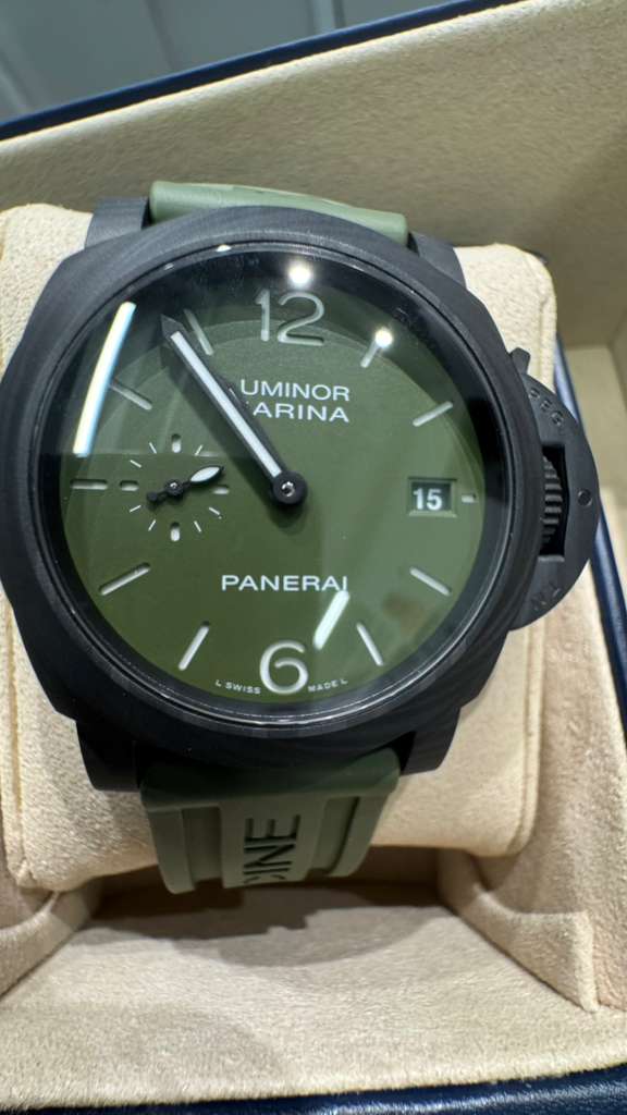 Panerai Luminor Quaranta Carbotech 40 MM - Green Rubber Strap - Green Dial - PAM01526